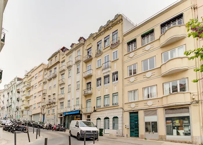 ホームステイ Quarto Aconchegante Com Janela E Vista Para Cidade リスボン