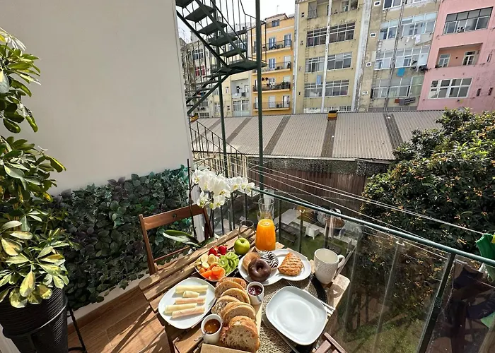 ホームステイ Quarto Aconchegante Com Janela E Vista Para Cidade *