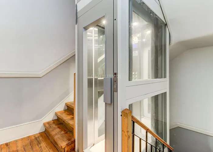 ホームステイ Quarto Aconchegante Com Janela E Vista Para Cidade *