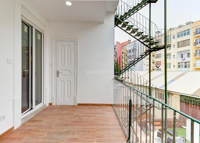 Quarto Aconchegante Com Janela E Vista Para Cidade ホームステイ